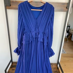 Nasty Gal pleated, blue dress with billowing poet sleeves and ruffled peplum.